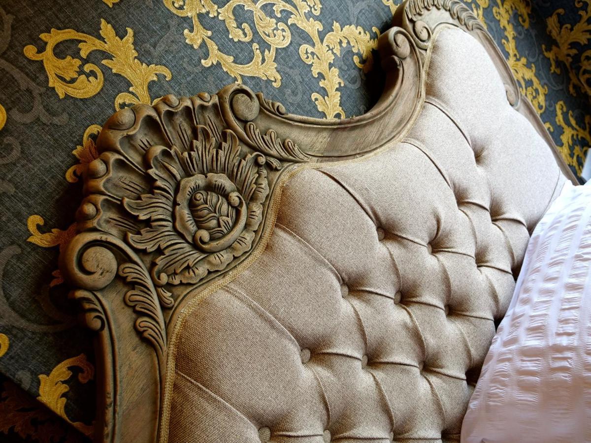 Ultra Deluxe Versace Apartment Near Sheffield Full Sky Tv โรเธอร์แฮม ภายนอก รูปภาพ